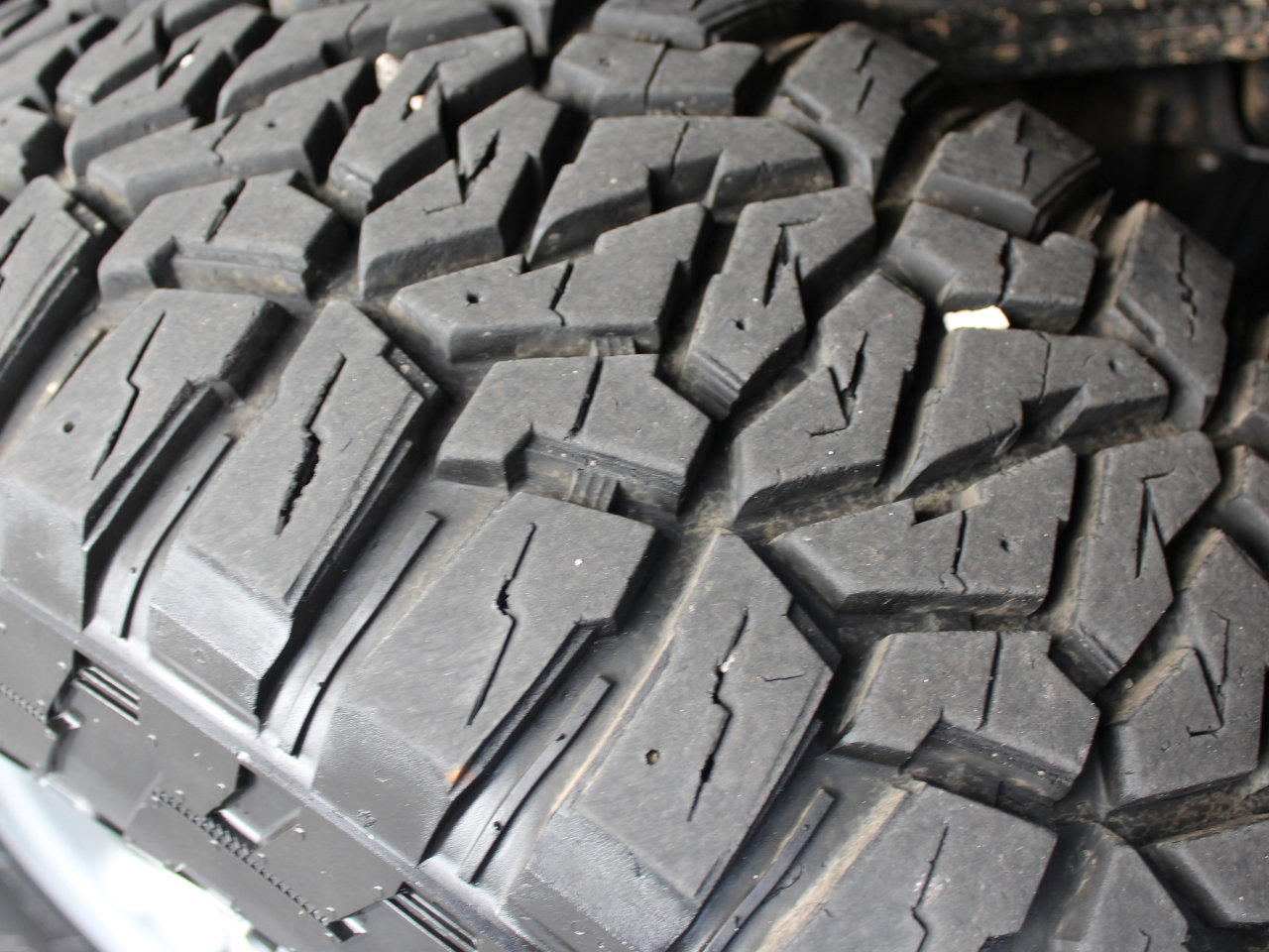 Used 2024 Chevrolet Silverado 2500 W/T w/ WT/CX Safety Package image 32