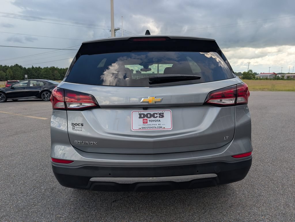 Used 2024 Chevrolet Equinox LT FWD image 4