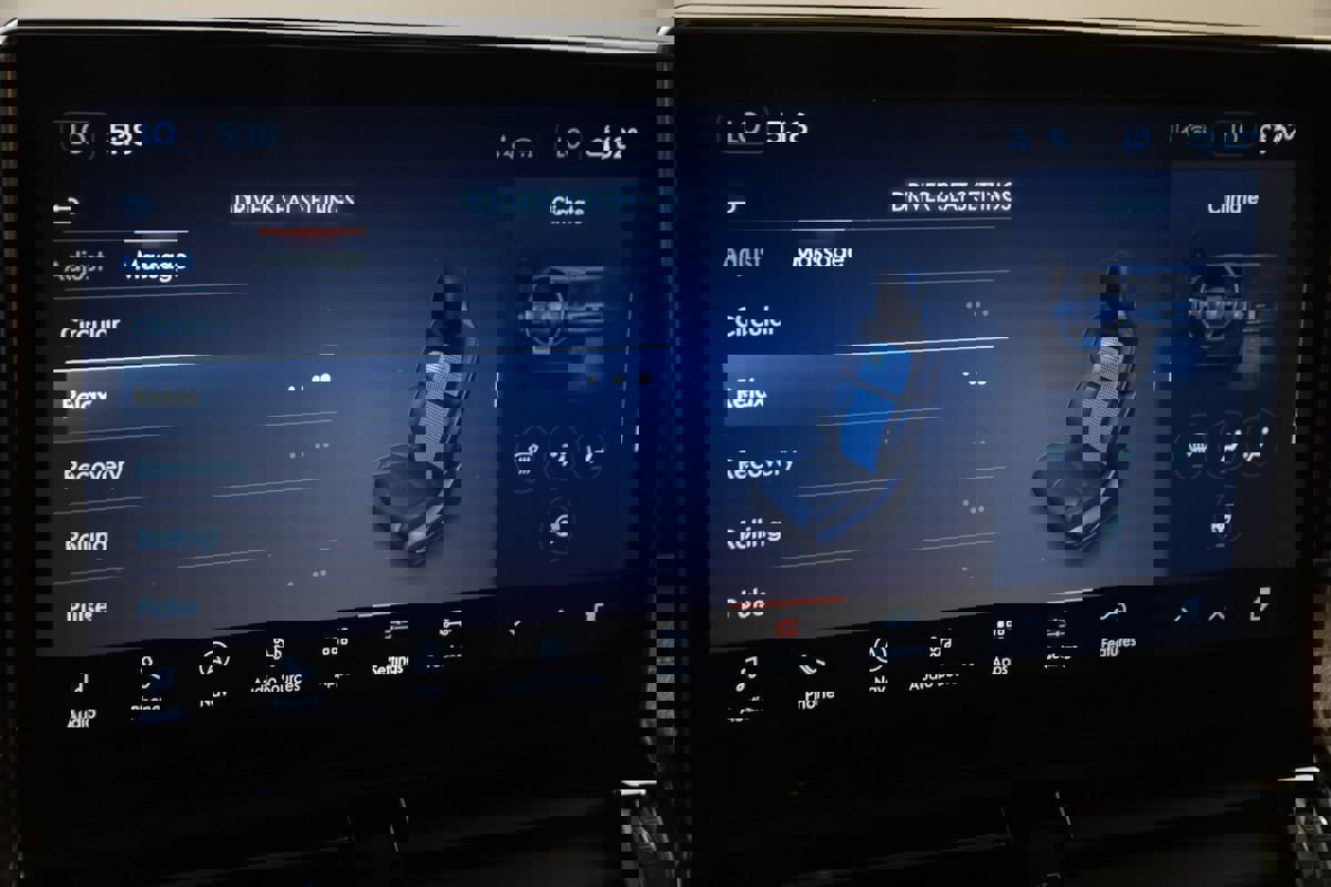 Used 2022 Lincoln Navigator Reserve image 9