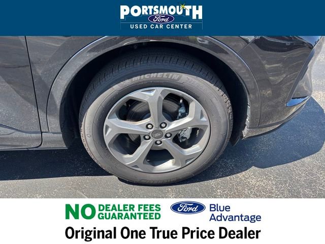 Certified 2024 Ford Escape ST-Line Select w/ Tech Pack #2 image 33