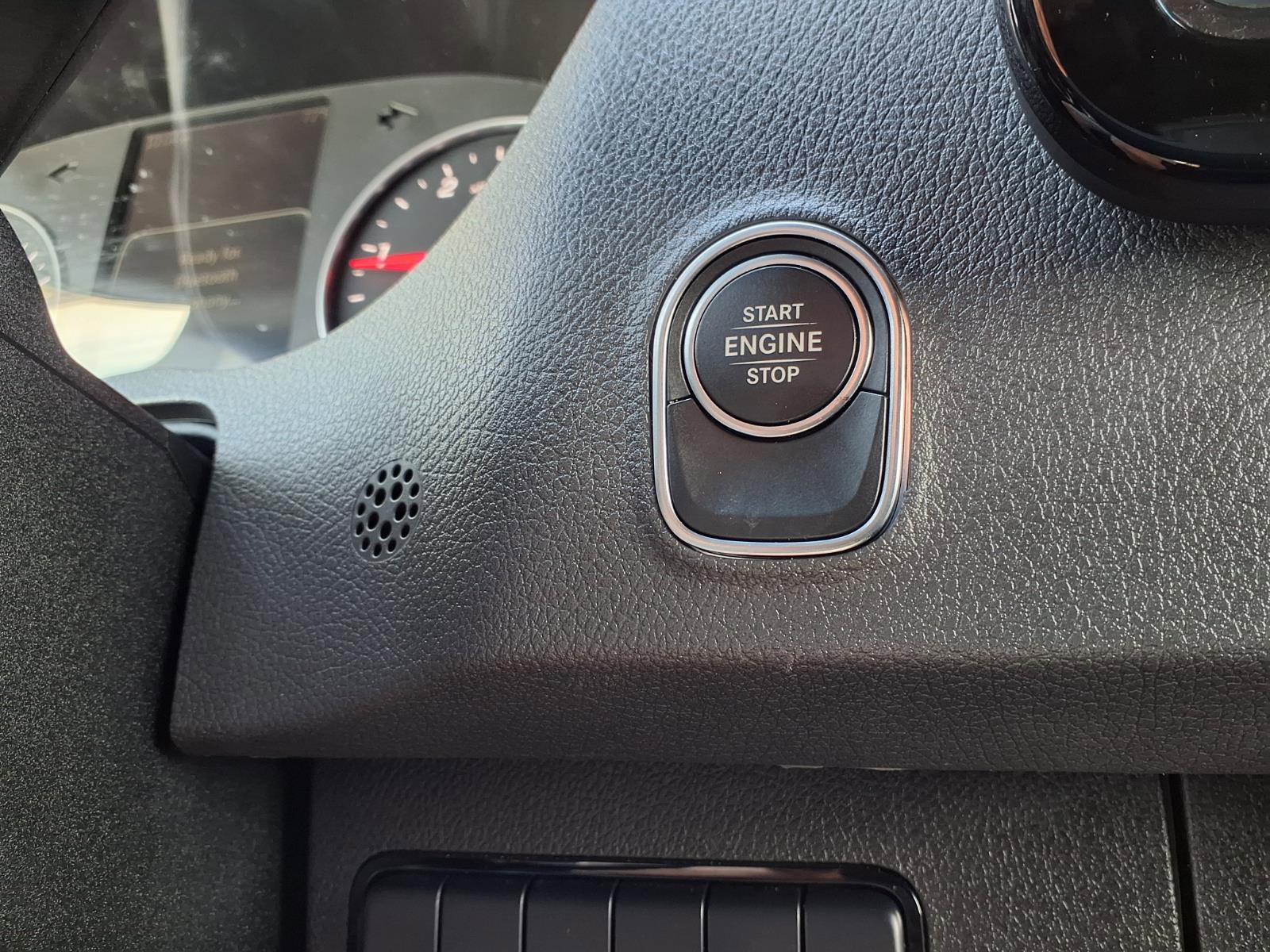 Used 2025 Mercedes-Benz Sprinter 2500 image 13