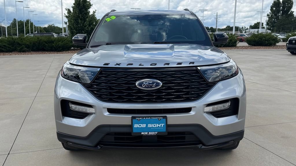 Used 2023 Ford Explorer ST-Line AWD/4WD image 8