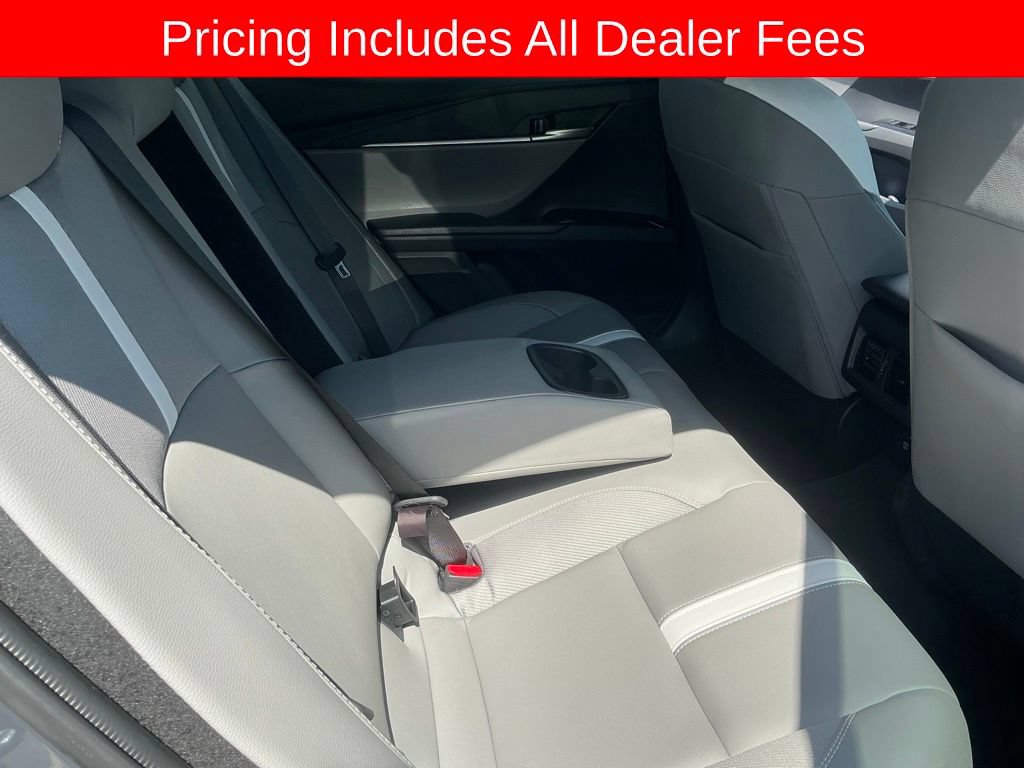 Used 2025 Toyota Camry SE w/ Convenience Package AWD/4WD image 20