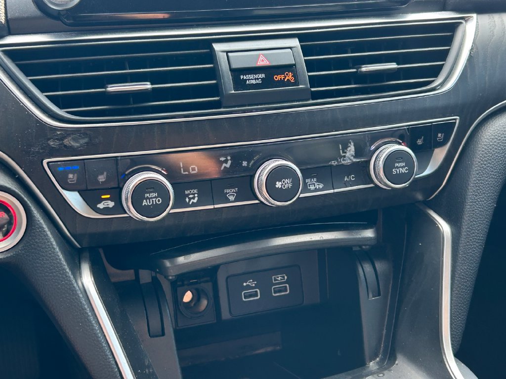 Used 2022 Honda Accord Touring image 32