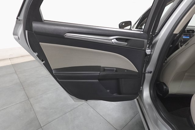 Used 2018 Ford Fusion S image 25