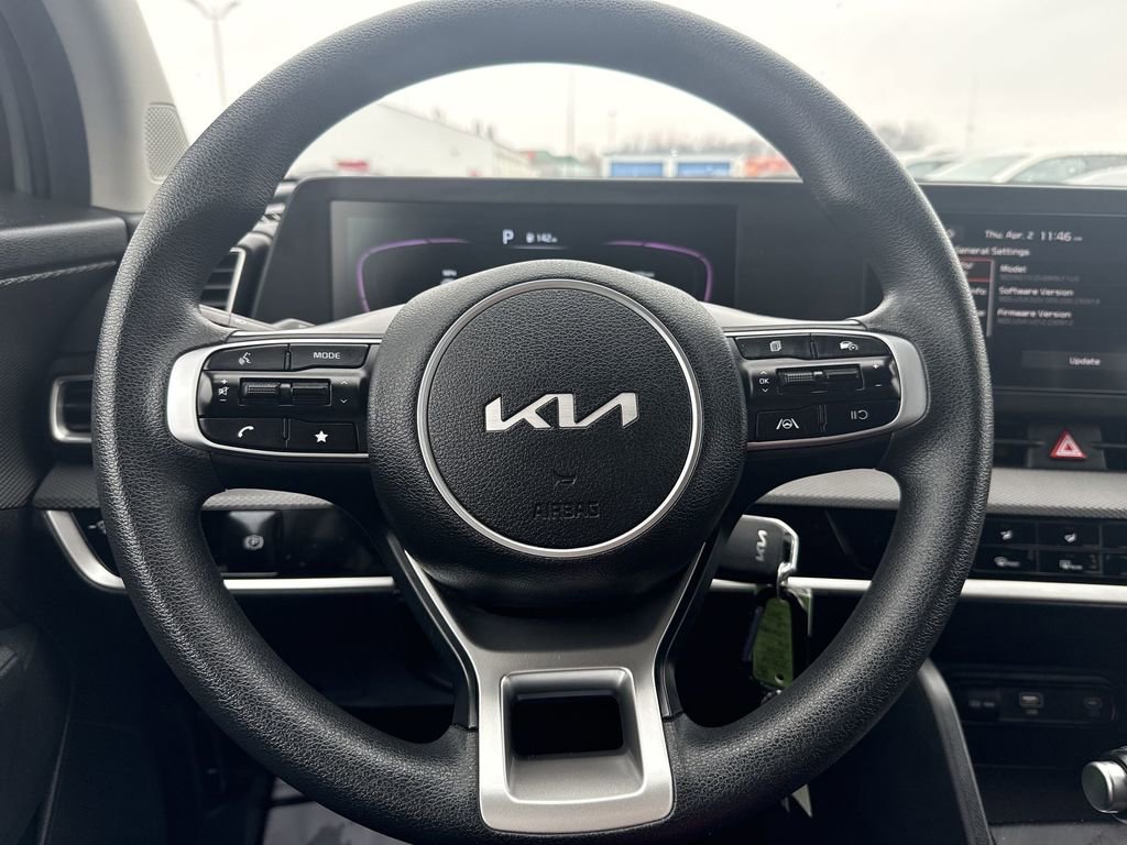 Used 2024 Kia Sportage LX image 11