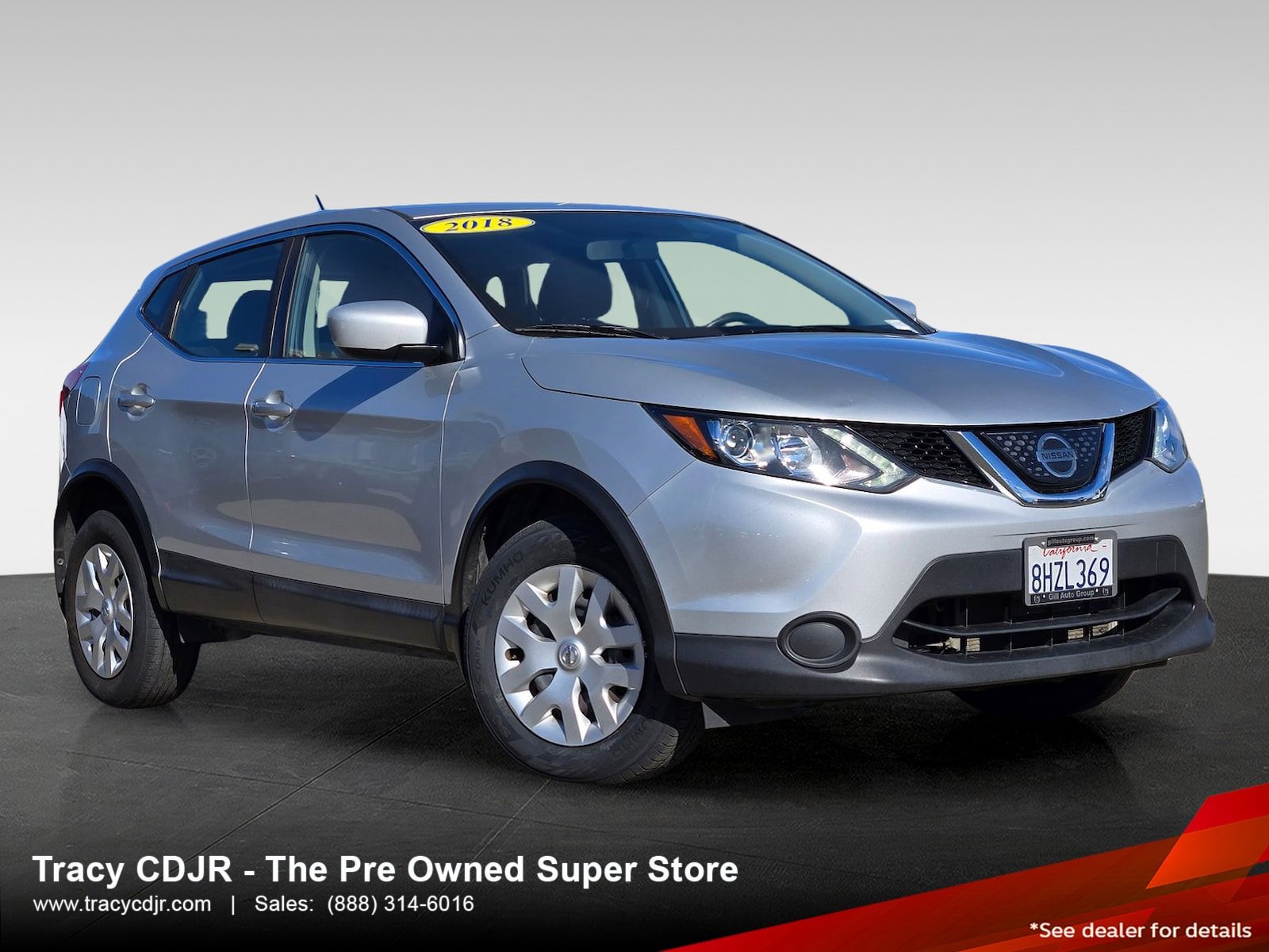 Used 2018 Nissan Rogue Sport S image 1