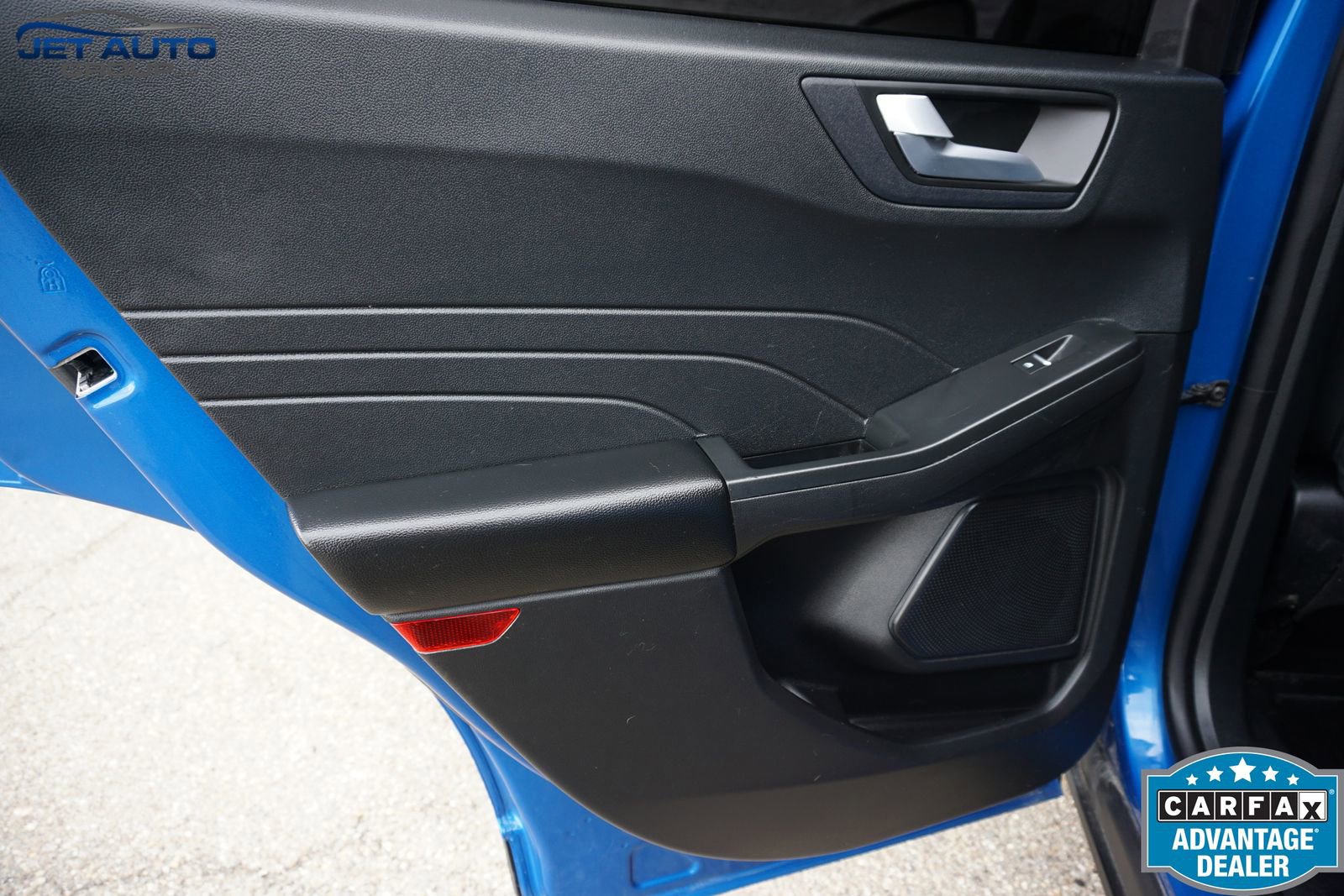Used 2021 Ford Escape SE w/ SE Sport Appearance Package AWD/4WD image 20