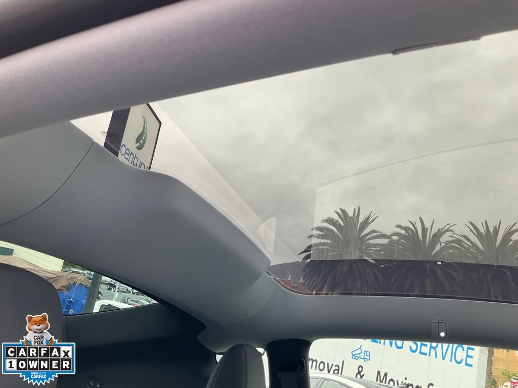 Used 2026 Tesla Model Y AWD image 59