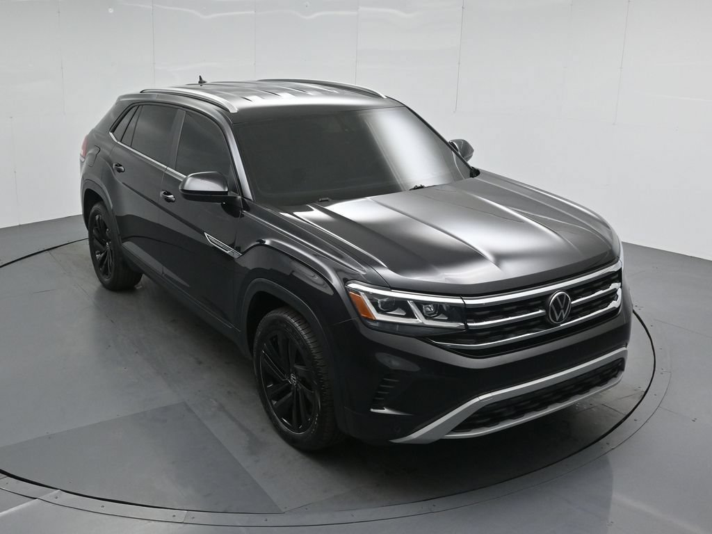 Used 2023 Volkswagen Atlas Cross Sport SE w/ Black Wheel Package AWD/4WD image 38