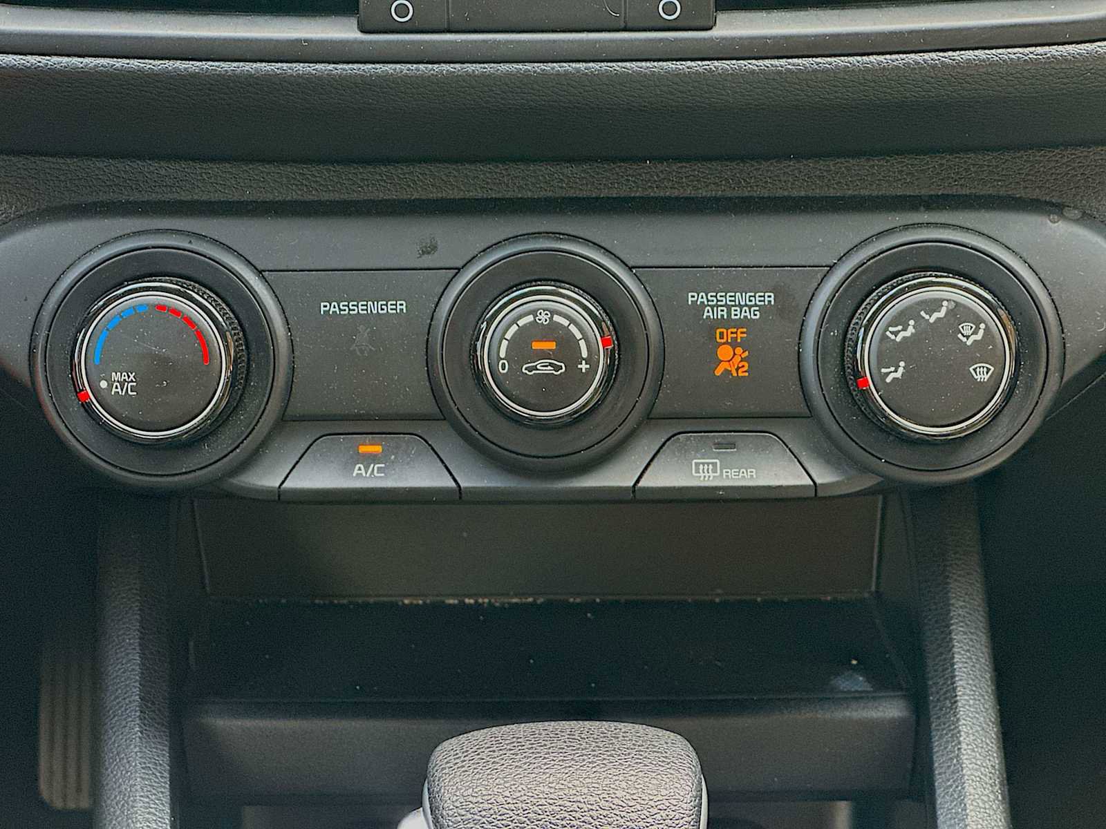 Used 2022 Kia Forte LXS image 8