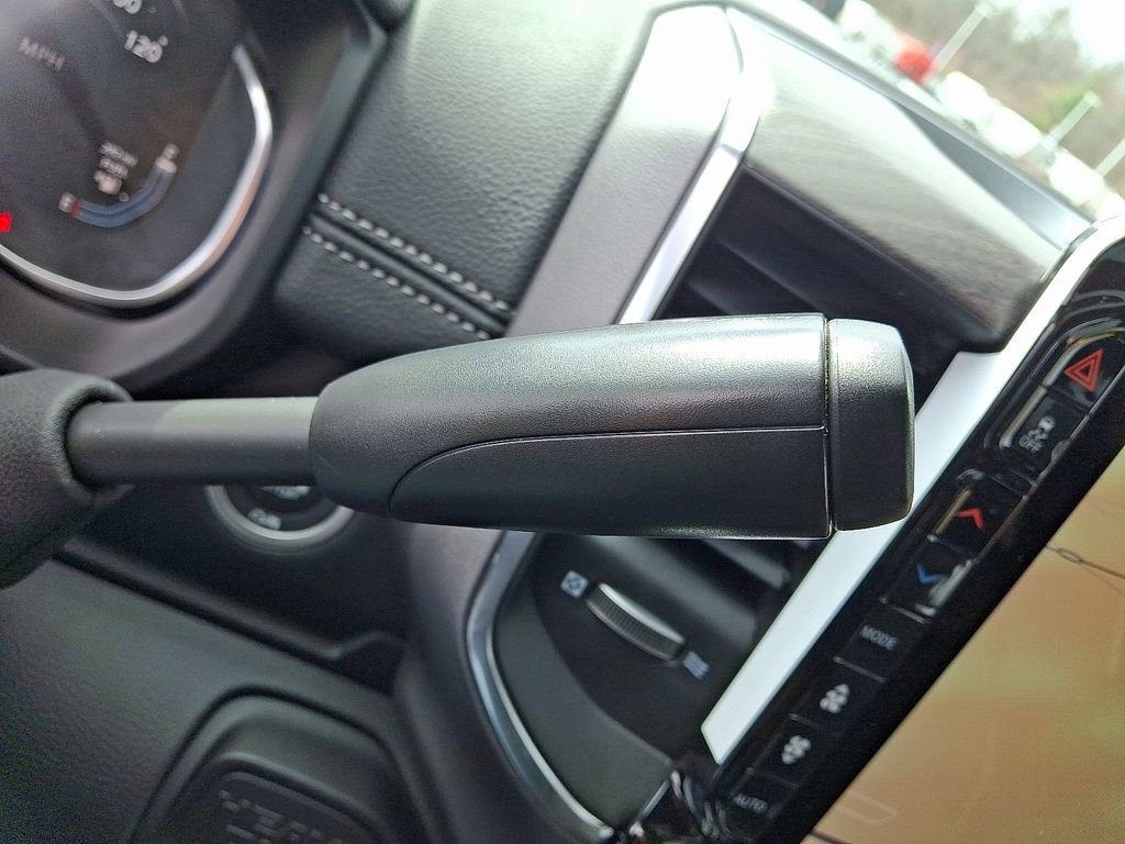 New 2026 RAM 2500 Laramie AWD/4WD image 12