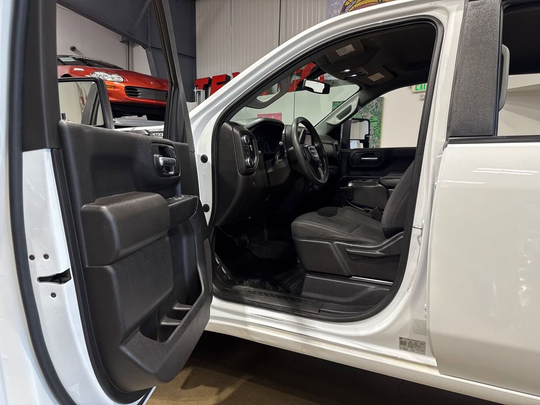 Used 2023 GMC Sierra 3500 Pro w/ Convenience Package AWD/4WD image 98