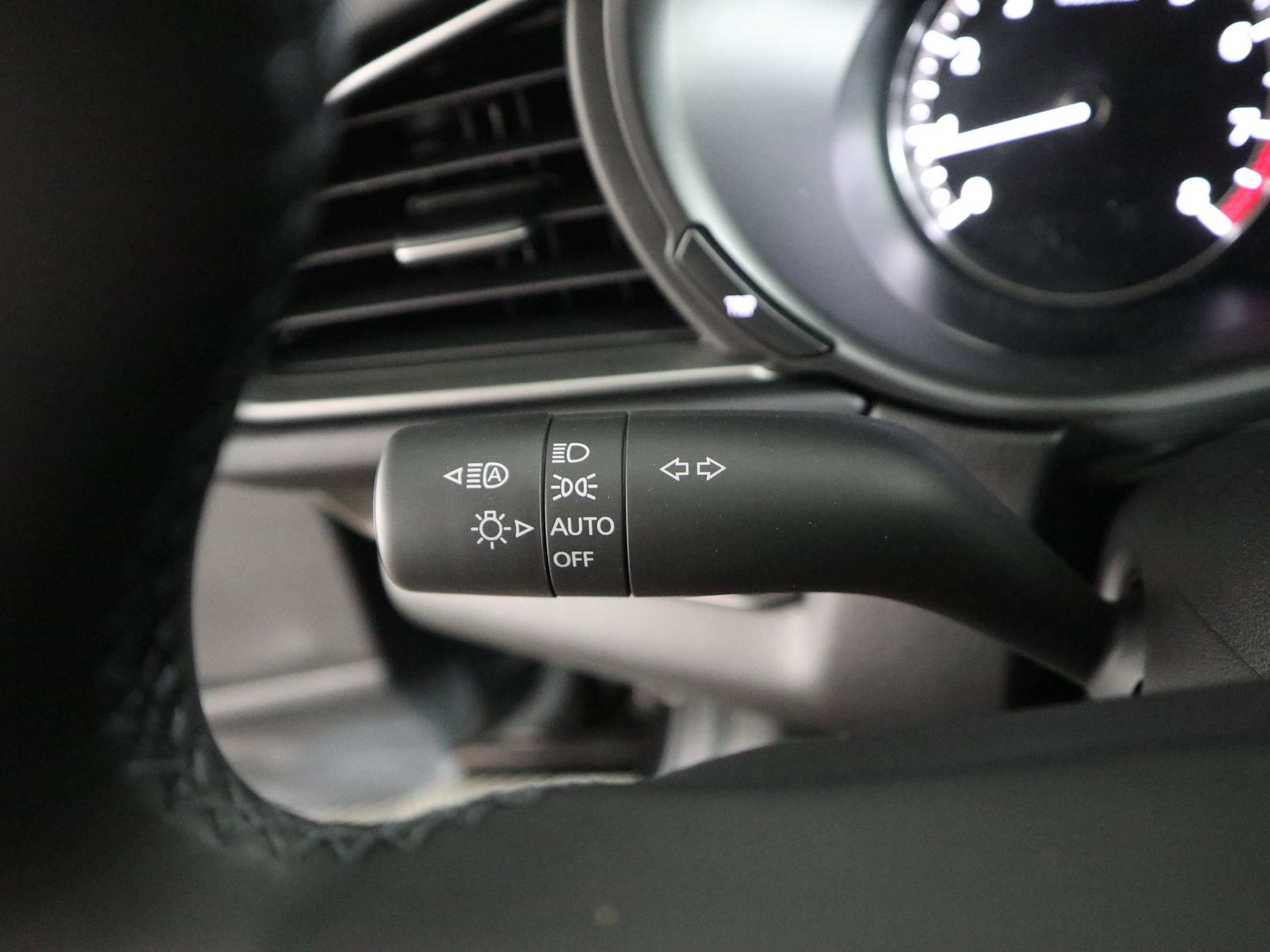 New 2026 MAZDA CX-30 AWD 2.5 S w/ Premium Package image 23