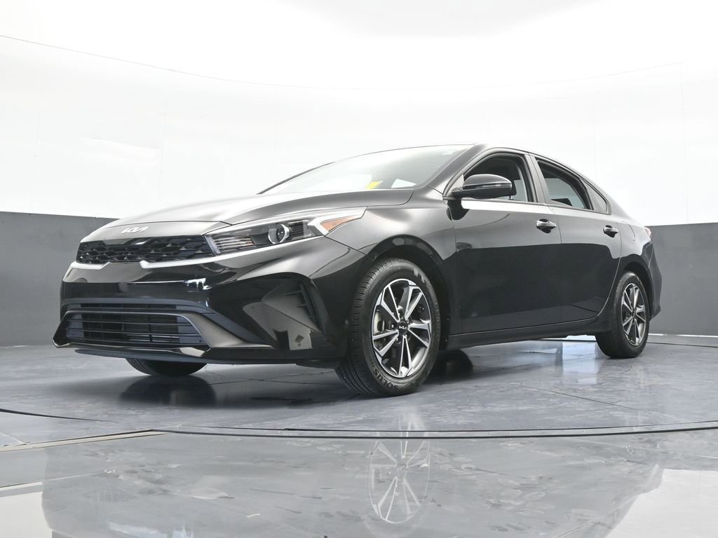 Used 2024 Kia Forte LXS w/ LXS Technology Package FWD image 49