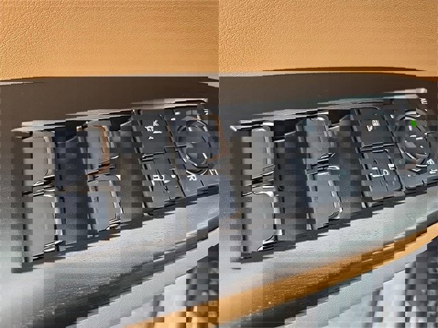 New 2026 Lexus NX 450h+ AWD w/ Luxury Package image 9