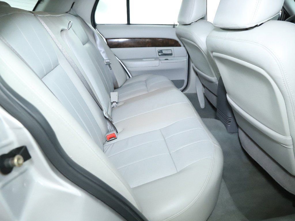 Used 2005 Mercury Grand Marquis LS image 29
