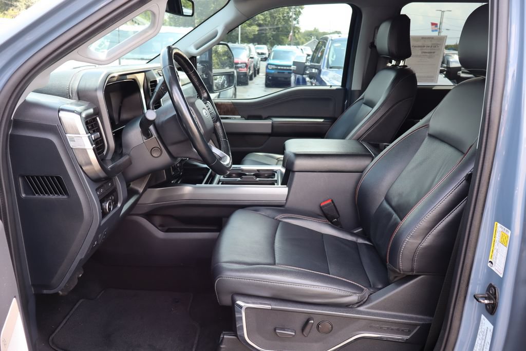 Used 2023 Ford F350 Lariat w/ Sport Appearance Package AWD/4WD image 27