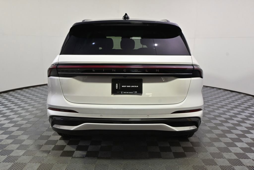 New 2026 Lincoln Nautilus Reserve w/ Jet Appearance Package image 5