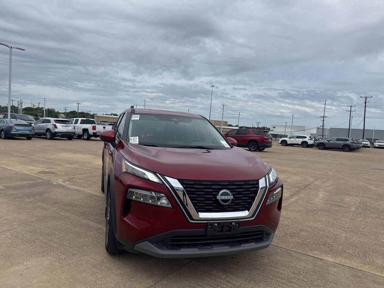Certified 2023 Nissan Rogue SV FWD image 3