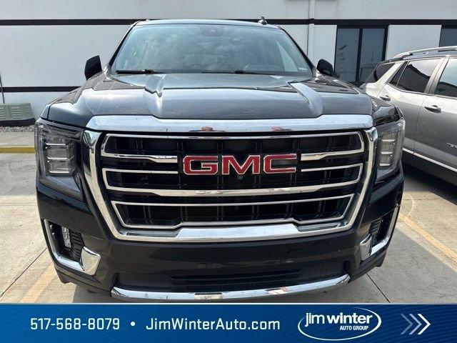 Certified 2023 GMC Yukon XL SLT w/ SLT Premium Package AWD/4WD image 3