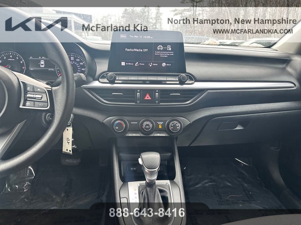Used 2023 Kia Forte LX image 19
