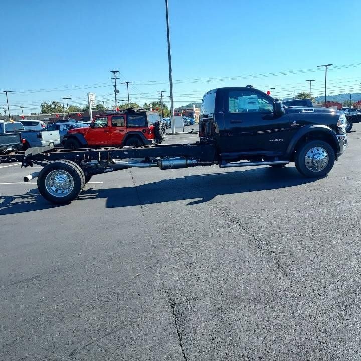 New 2024 RAM 5500 SLT w/ Quick Order Package 2YG SLT AWD/4WD image 11