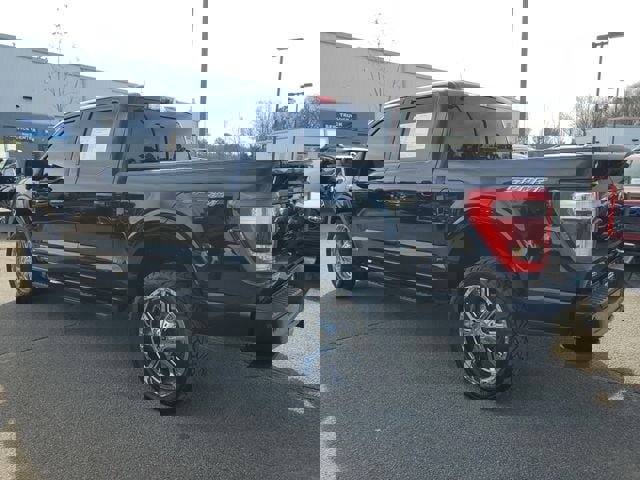 Used 2021 Ford F150 Lariat w/ Equipment Group 502A High image 4