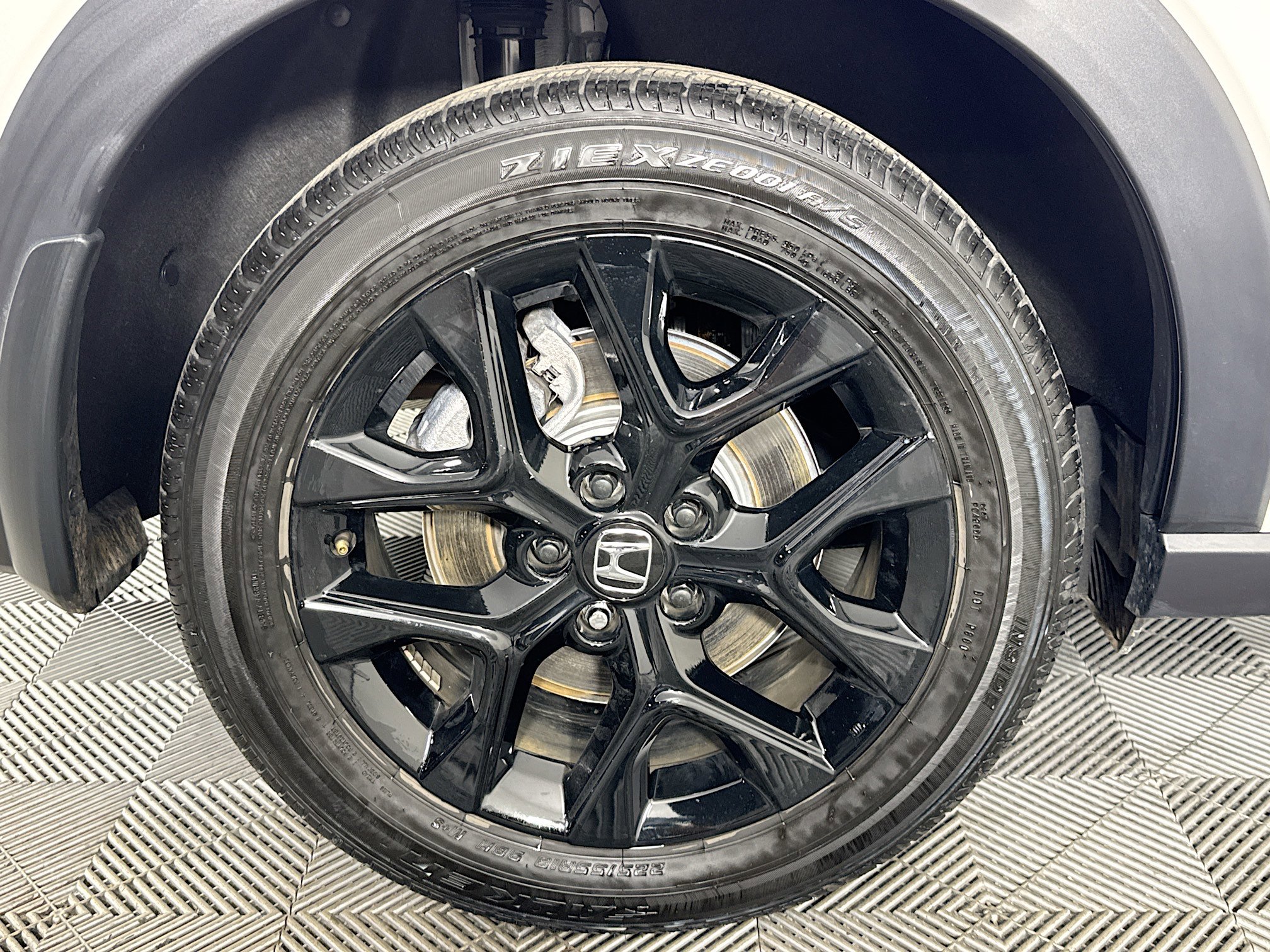 Used 2025 Honda HR-V Sport image 32