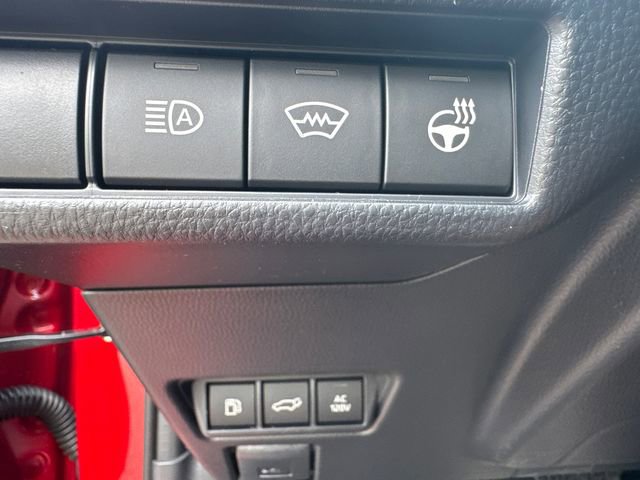 New 2025 Toyota Prius Plug-In Hybrid image 26