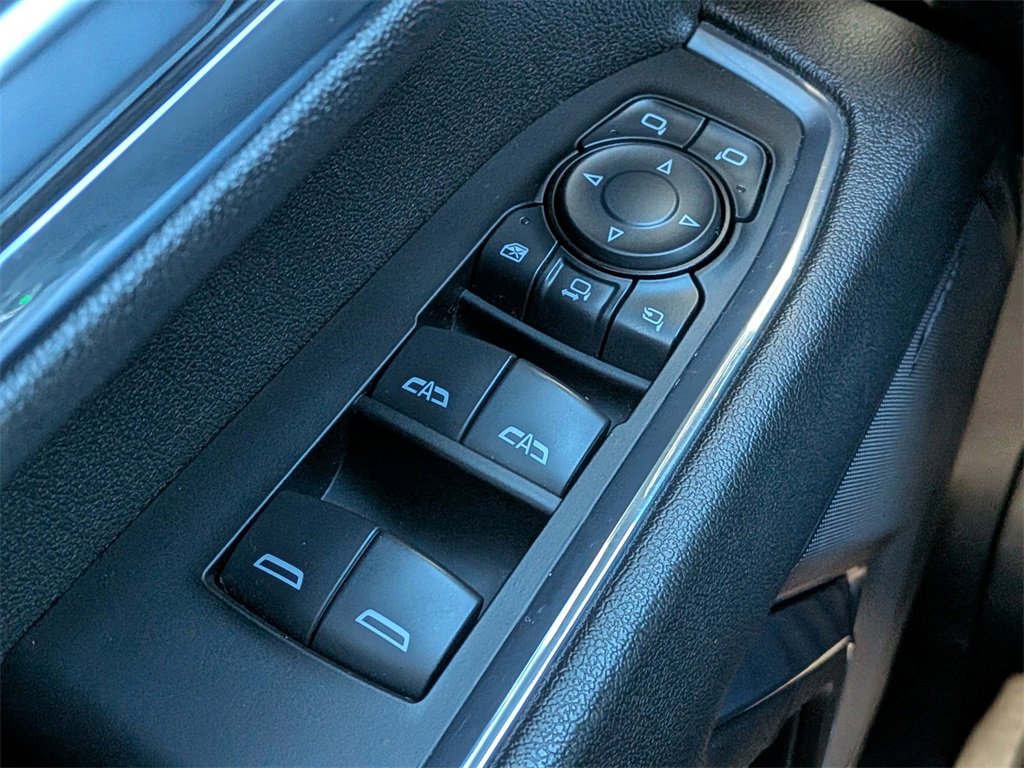 Used 2024 Chevrolet Silverado 2500 High Country w/ High Country Premium Package image 25