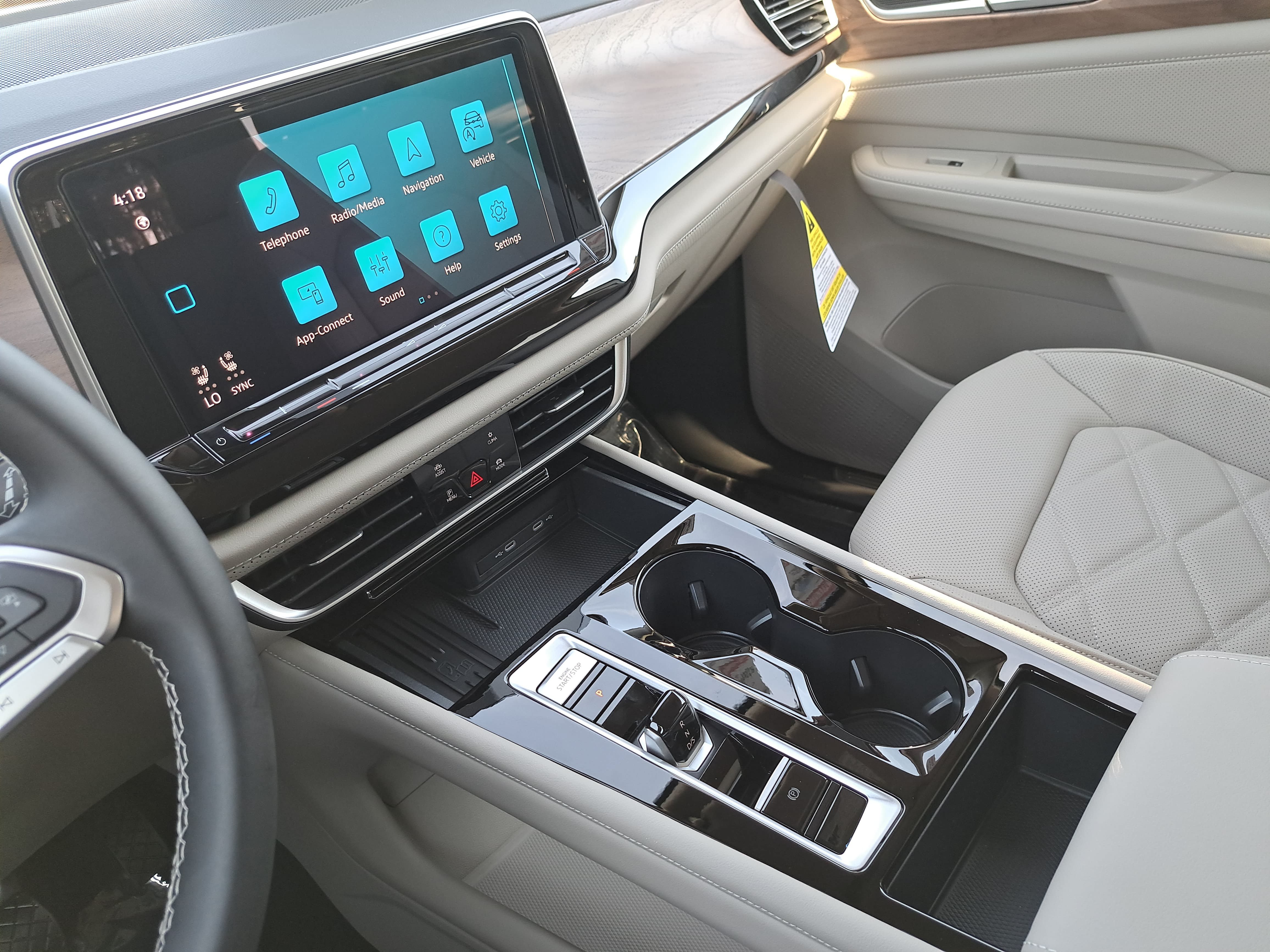 New 2026 Volkswagen Atlas SE AWD/4WD image 26