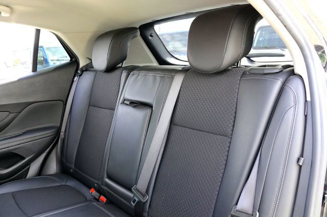 Used 2022 Buick Encore Preferred w/ Safety Package image 24