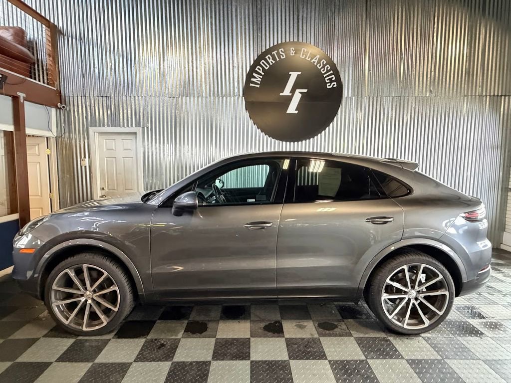 Used 2021 Porsche Cayenne Coupe w/ Premium Package AWD/4WD image 8