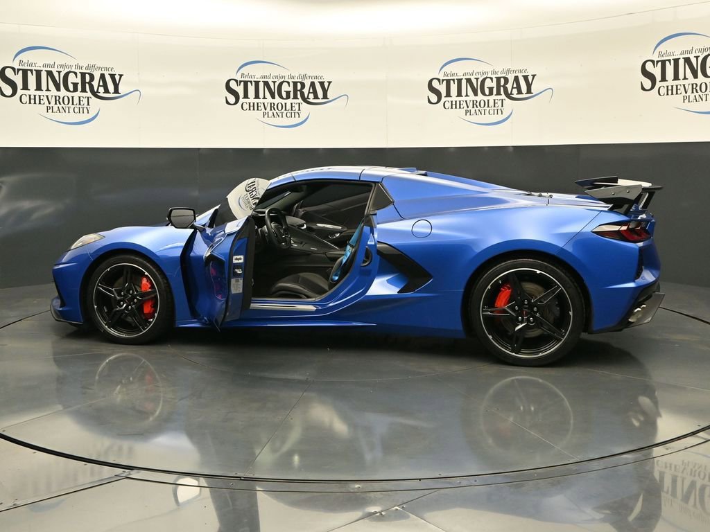 Used 2022 Chevrolet Corvette Stingray Convertible w/ Z51 Performance Package image 28