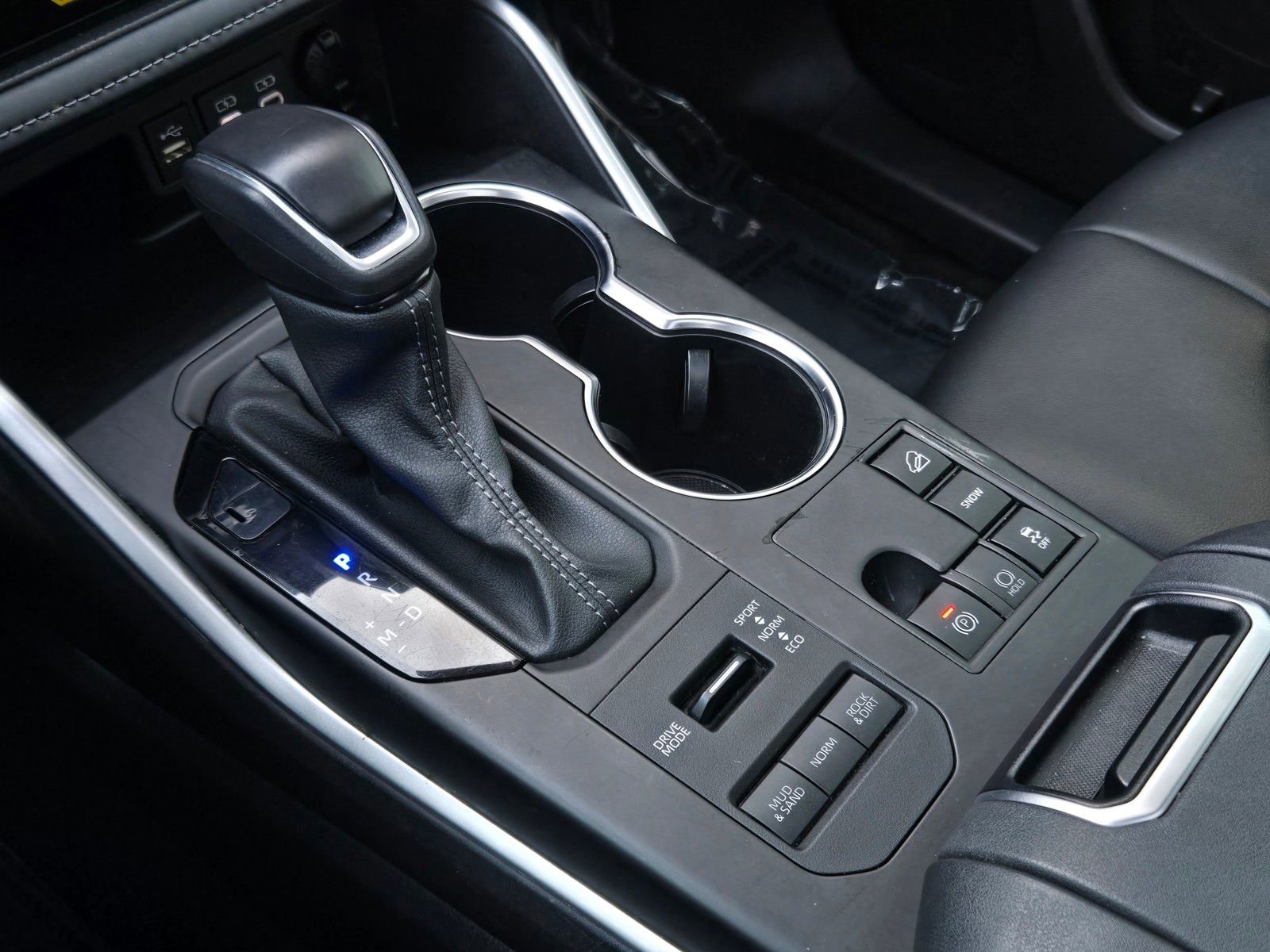 Certified 2024 Toyota Highlander XLE image 18