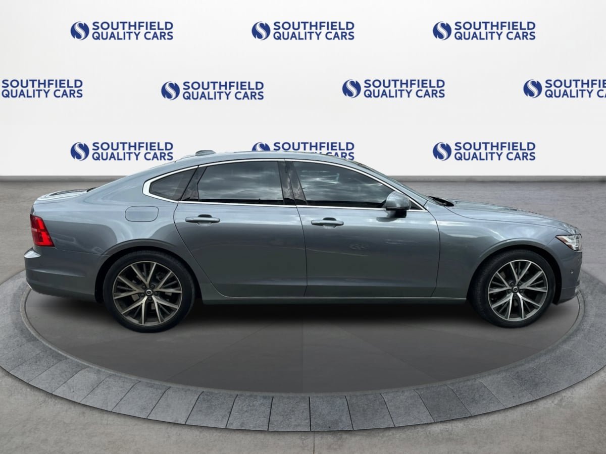 Used 2017 Volvo S90 T6 Momentum w/ Vision Package AWD/4WD image 8