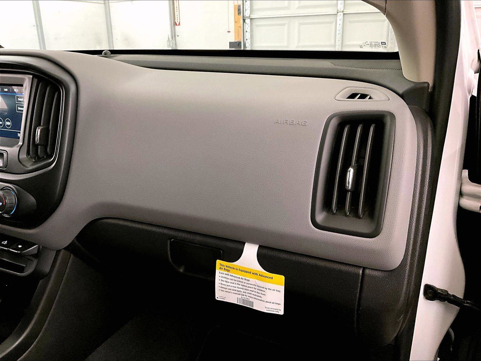 Used 2019 Chevrolet Colorado W/T w/ WT Convenience Package AWD/4WD image 15