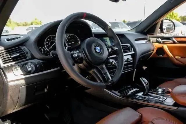Used 2016 BMW X4 M40i image 3