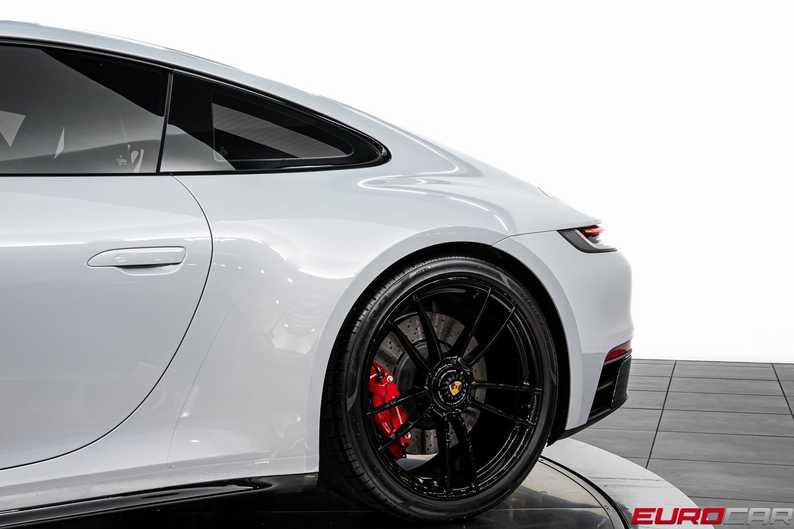 Used 2024 Porsche 911 Carrera GTS w/ Premium Package image 14