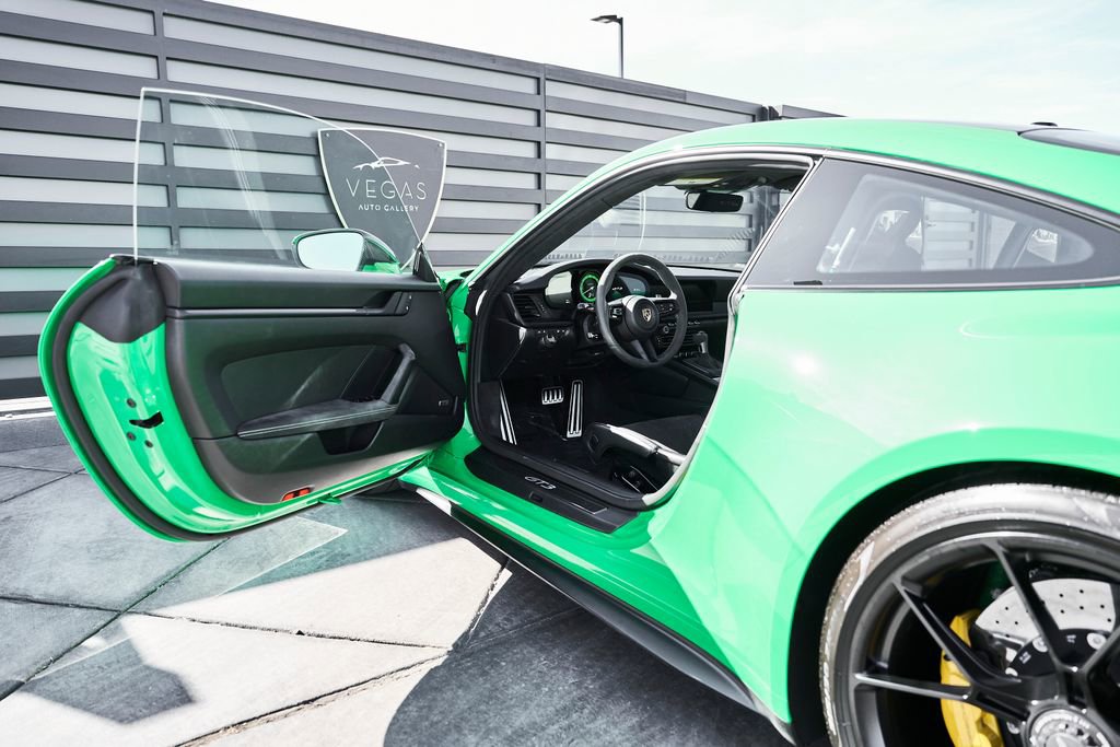 Used 2023 Porsche 911 GT3 image 29