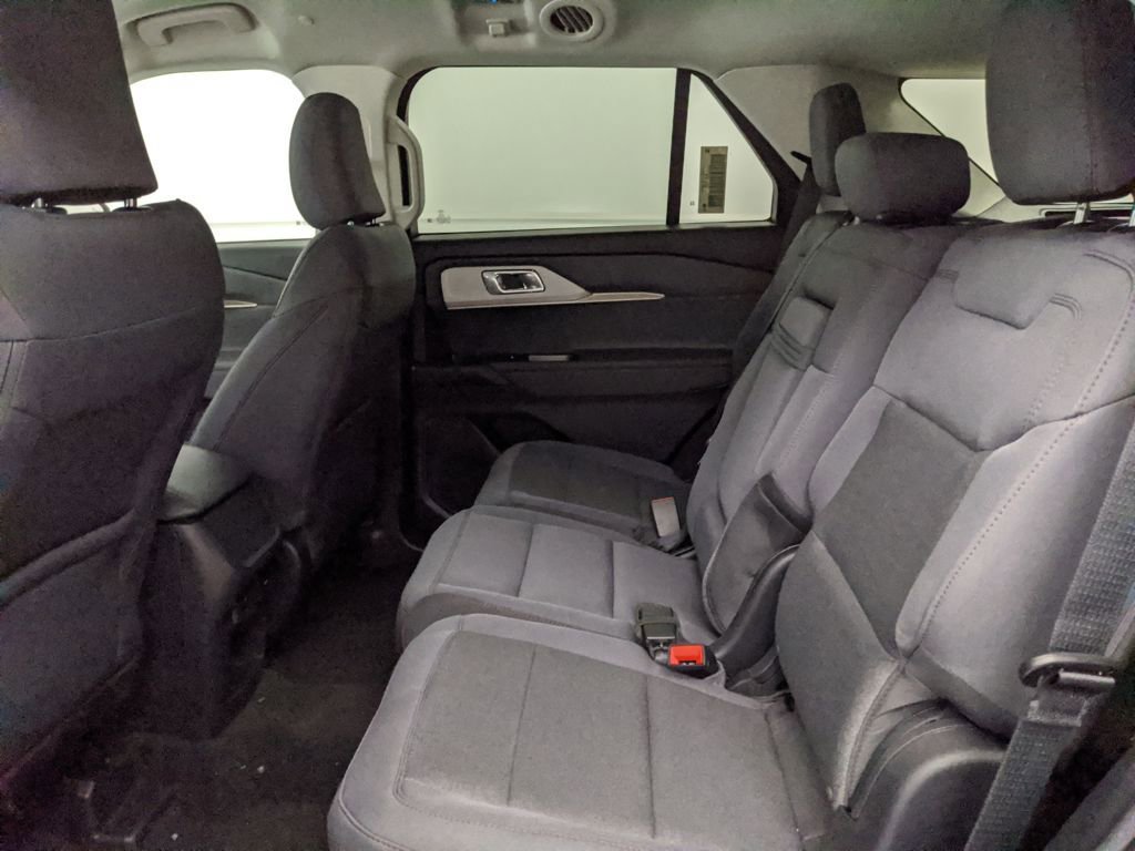 New 2025 Ford Explorer Active image 23