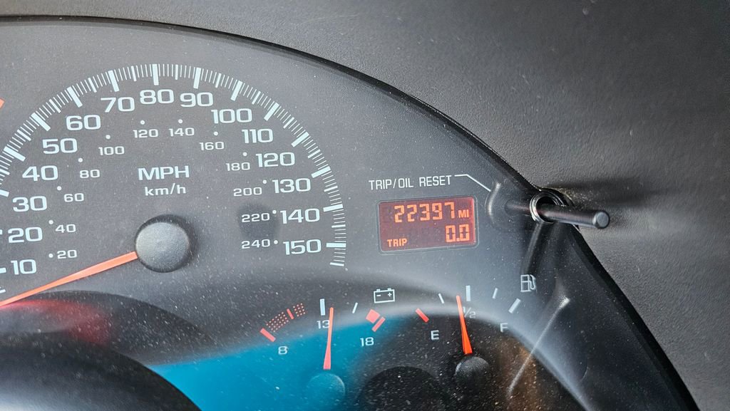 Used 2002 Chevrolet Camaro Z28 w/ SS Performance/Appearance Pkg image 15