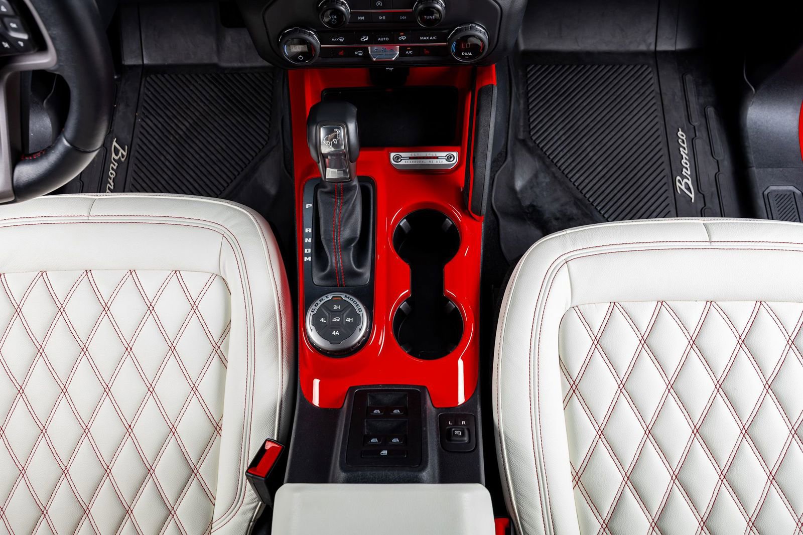 Used 2023 Ford Bronco Heritage Edition AWD/4WD image 25