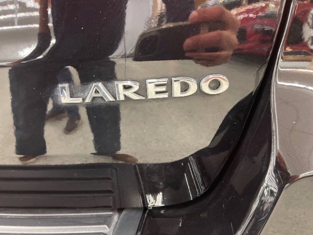 Used 2021 Jeep Grand Cherokee Laredo image 38