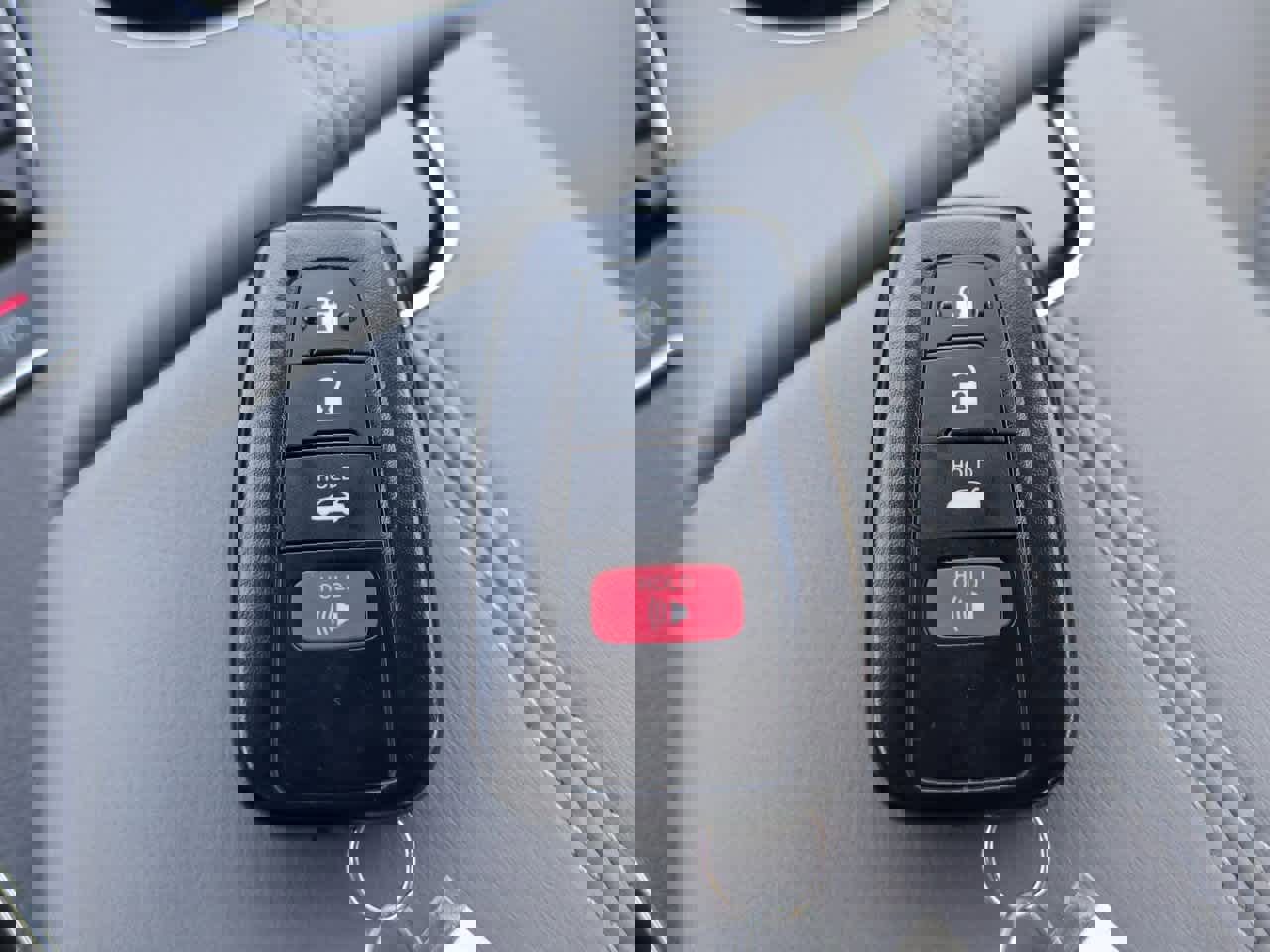 Certified 2021 Toyota Avalon XLE w/ Moonroof Package image 28