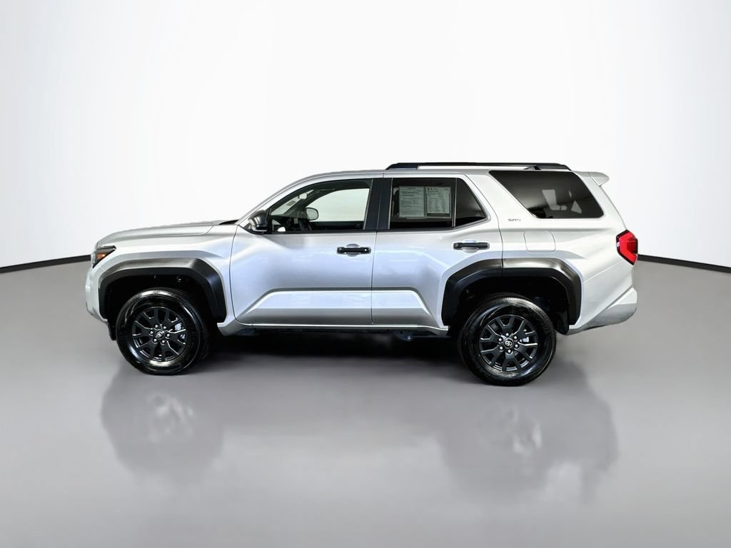 Used 2026 Toyota 4Runner SR5 AWD/4WD image 5