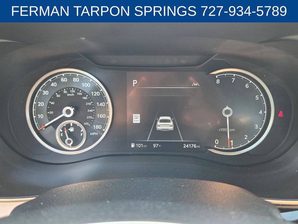 Used 2025 Genesis G70 2.5T RWD image 36