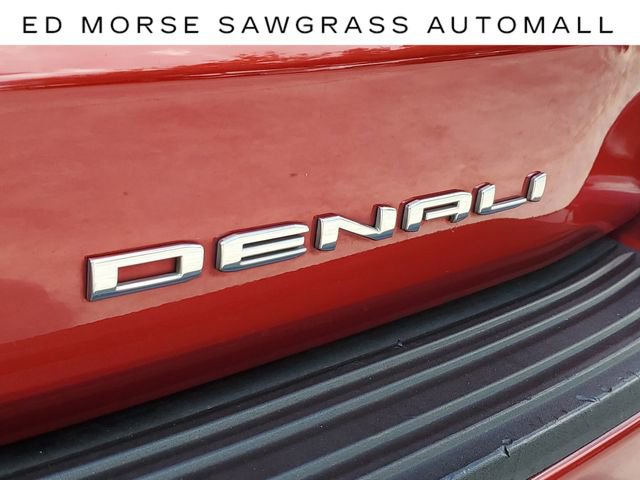 Used 2022 GMC Yukon XL Denali image 8