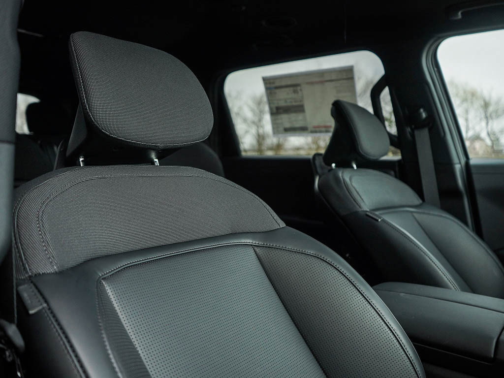 New 2027 Kia Telluride S image 12